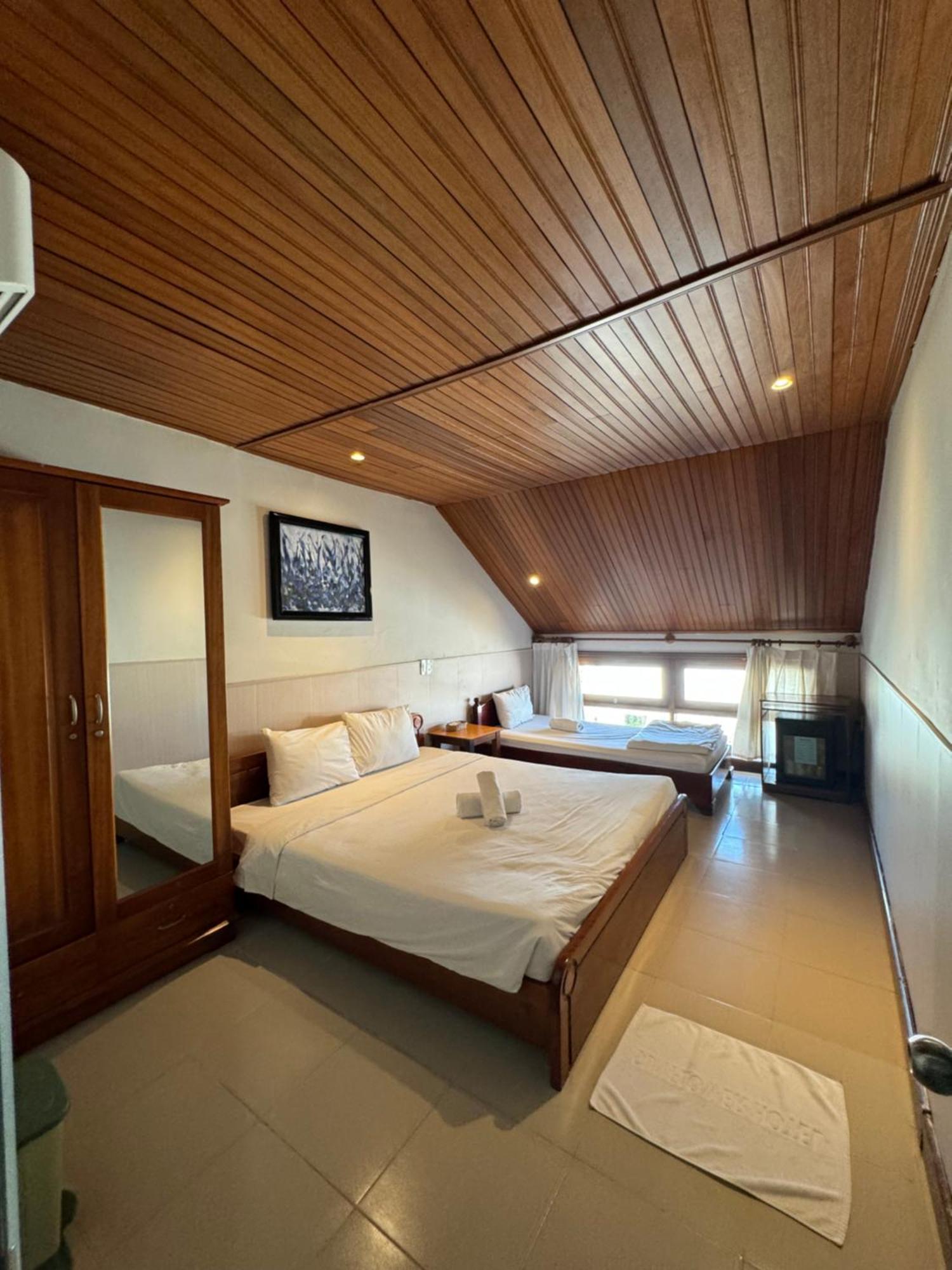 Bed Station Hostel & Pool Bar Hoi An " Former Sunflower" Exterior foto