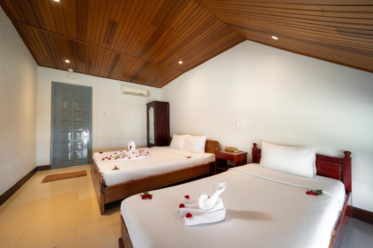 Bed Station Hostel & Pool Bar Hoi An " Former Sunflower" Exterior foto